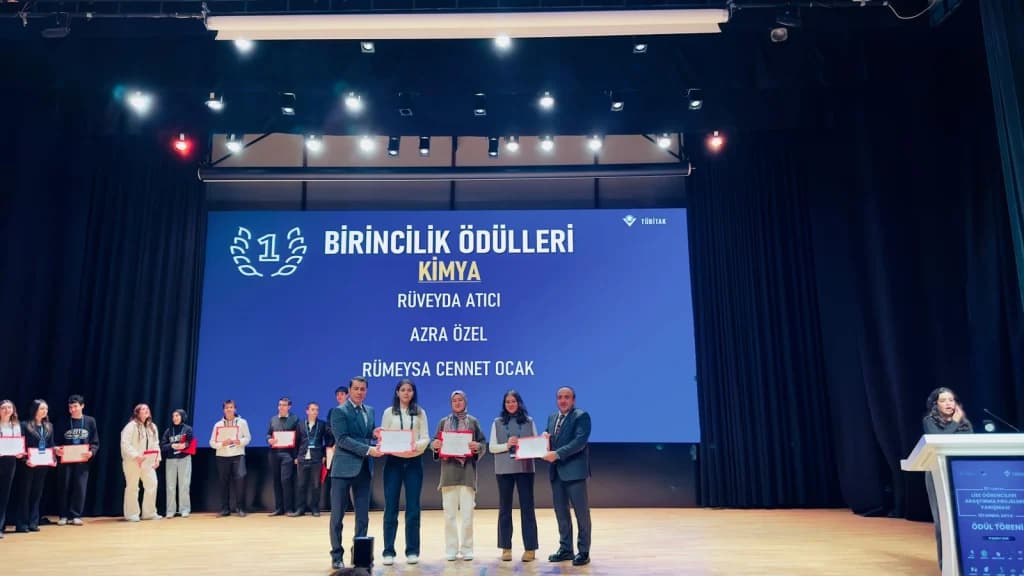 Lise öğrencilerinin projeleri bilimle buluştu