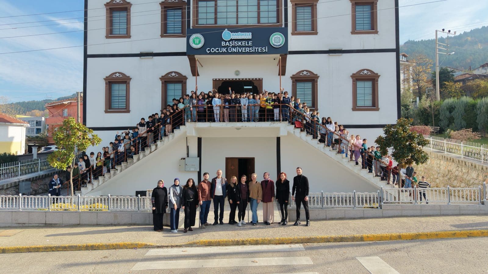 Başiskele Çocuk Üniversitesi'nde Eğitimler Devam Ediyor!
