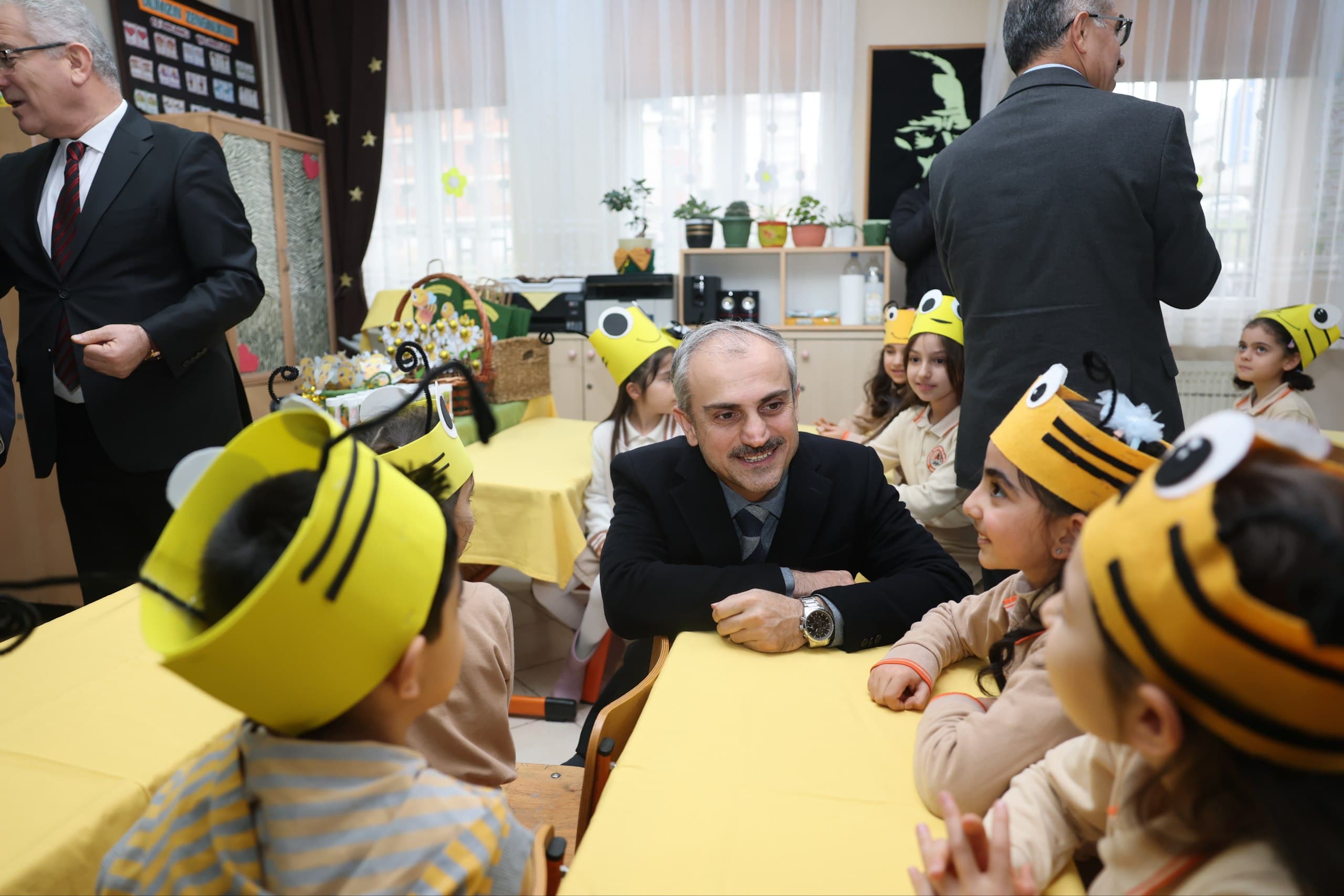 Çayırova'da Öğrenciler Karne Heyecanı Yaşadı!