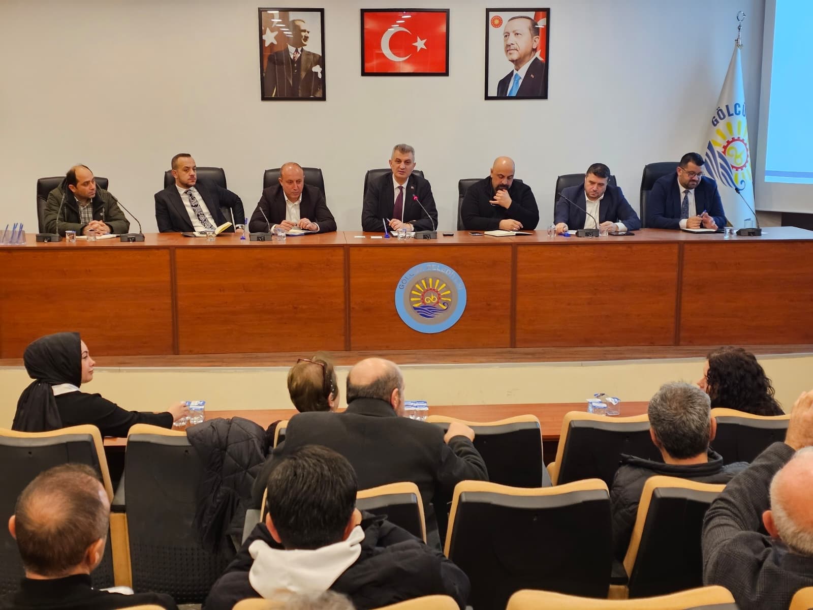 Gölcük'te Muhtarlar Yatırımlar Hakkında Bilgilendirildi!