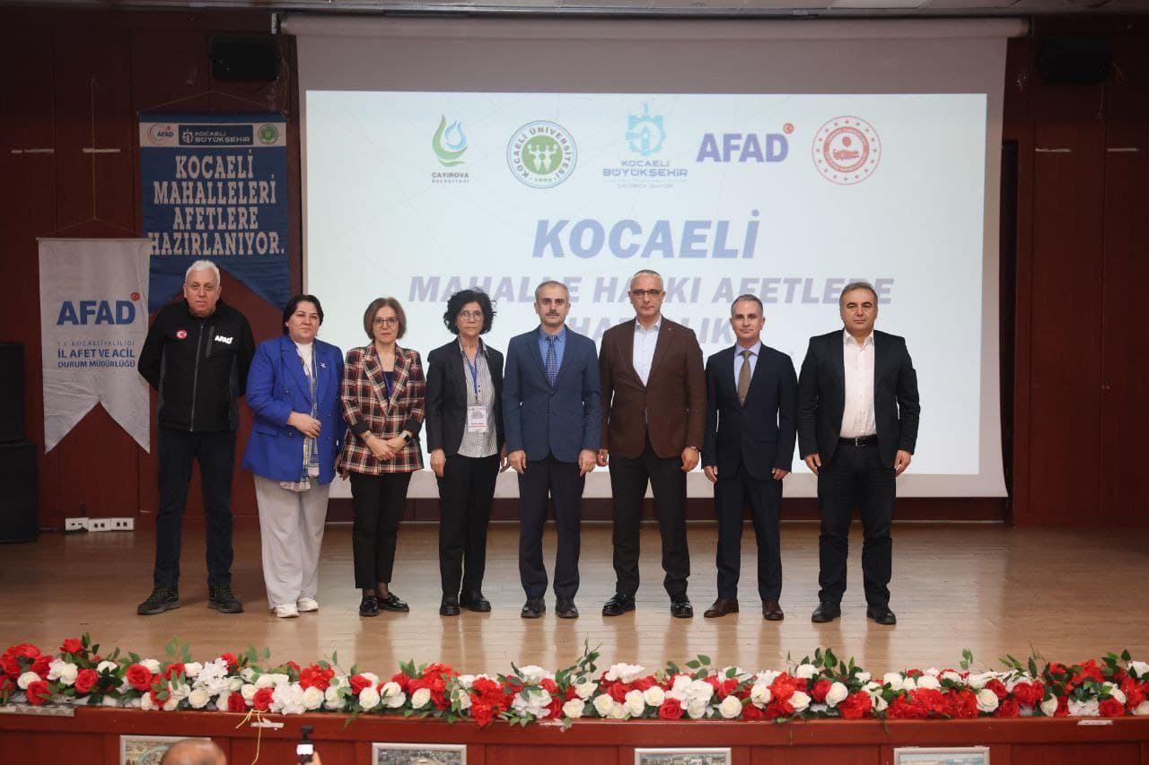 Çayırova'da Mahalle Halkı Afetlere Hazırlık Eğitimi Başladı!