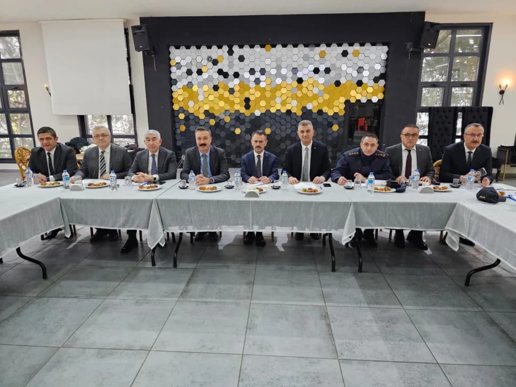 Muhtarların talepleri masaya yatırıldı