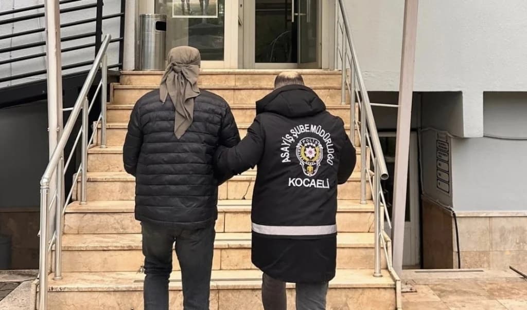 10 yıllık firar Denizli'de yakalandı!