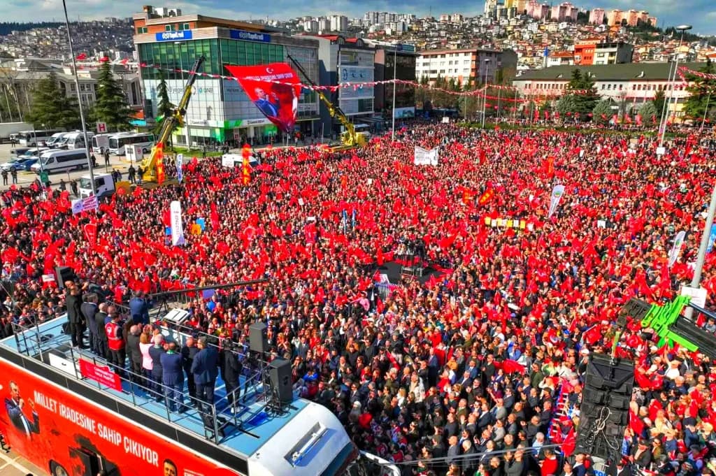 CHP Kocaeli'den Miting Teşekkürü: Hedefi Aştık!