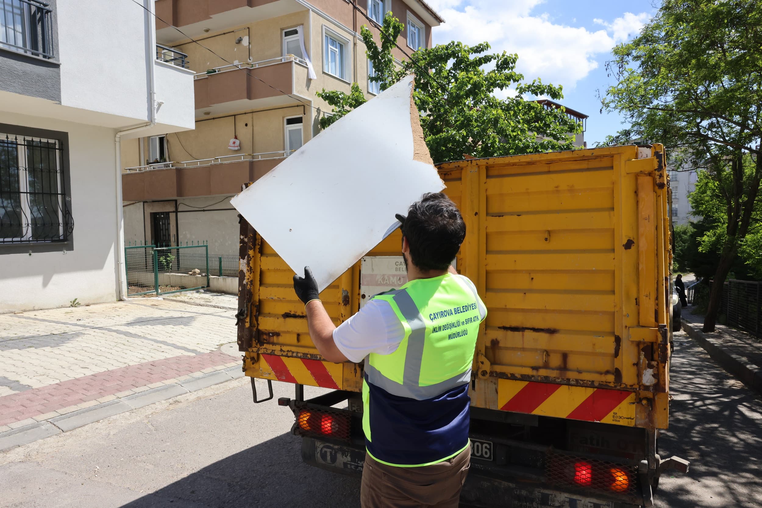 Çayırova'da 2025'te Tonlarca Atık Geri Dönüştü!