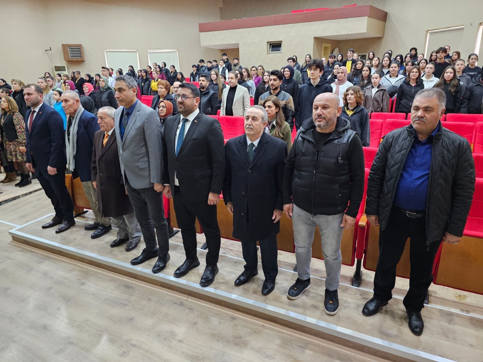 Mehmet Akif Ersoy Gölcük'te Anıldı!