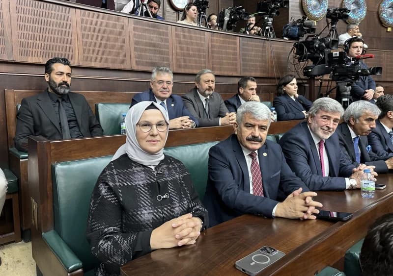 Cumhurbaşkanı Erdoğan'a TBMM'de Yoğun İlgi!