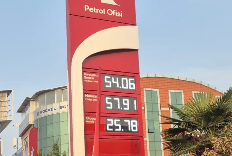 Motorine gece yarısı zam geldi!