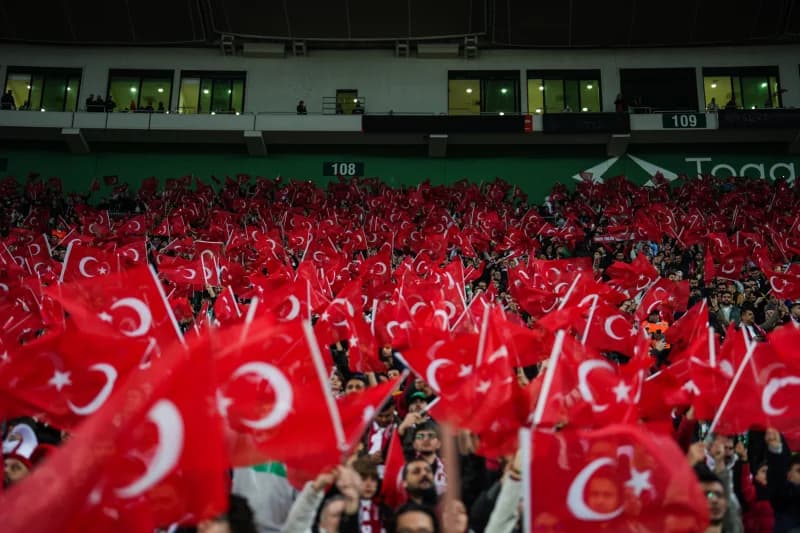 Türkiye, İspanya'ya Karşı 71 Yıl Sonra Sahada!