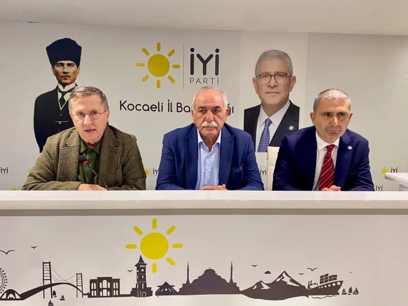İYİ Parti'den Kocaeli Teşkilatına Ziyaret!