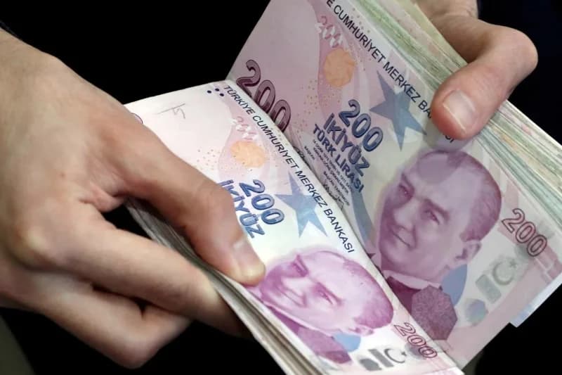 Kamuda Üst Düzey Görevlilere Zam Düzenlemesi Tepki Çekti!