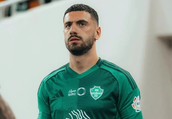 Al Ahli, Merih Demiral ile yeni sözleşme imzaladı!