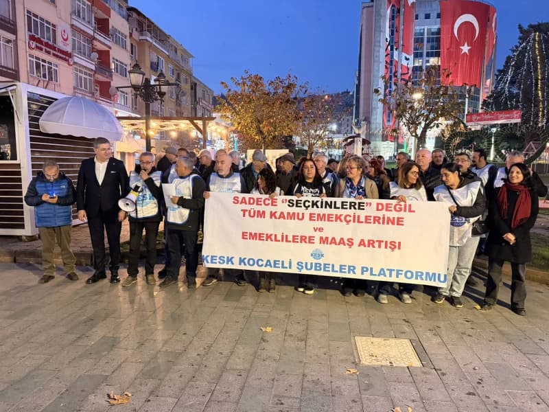 İzmit'te KESK'ten Seyyanen Zam Tepkisi!