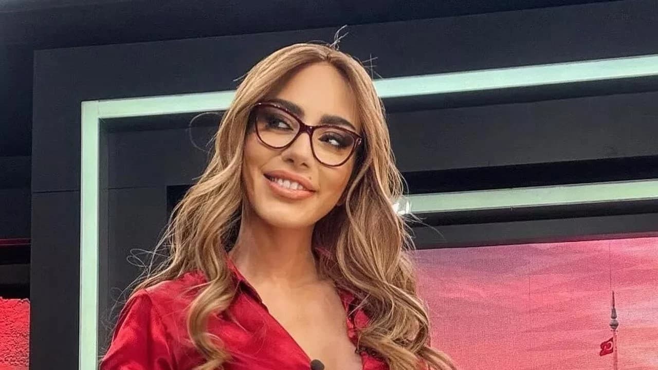 Ela Rümeysa Cebeci: Aylık Gelirim 120 Bin TL!