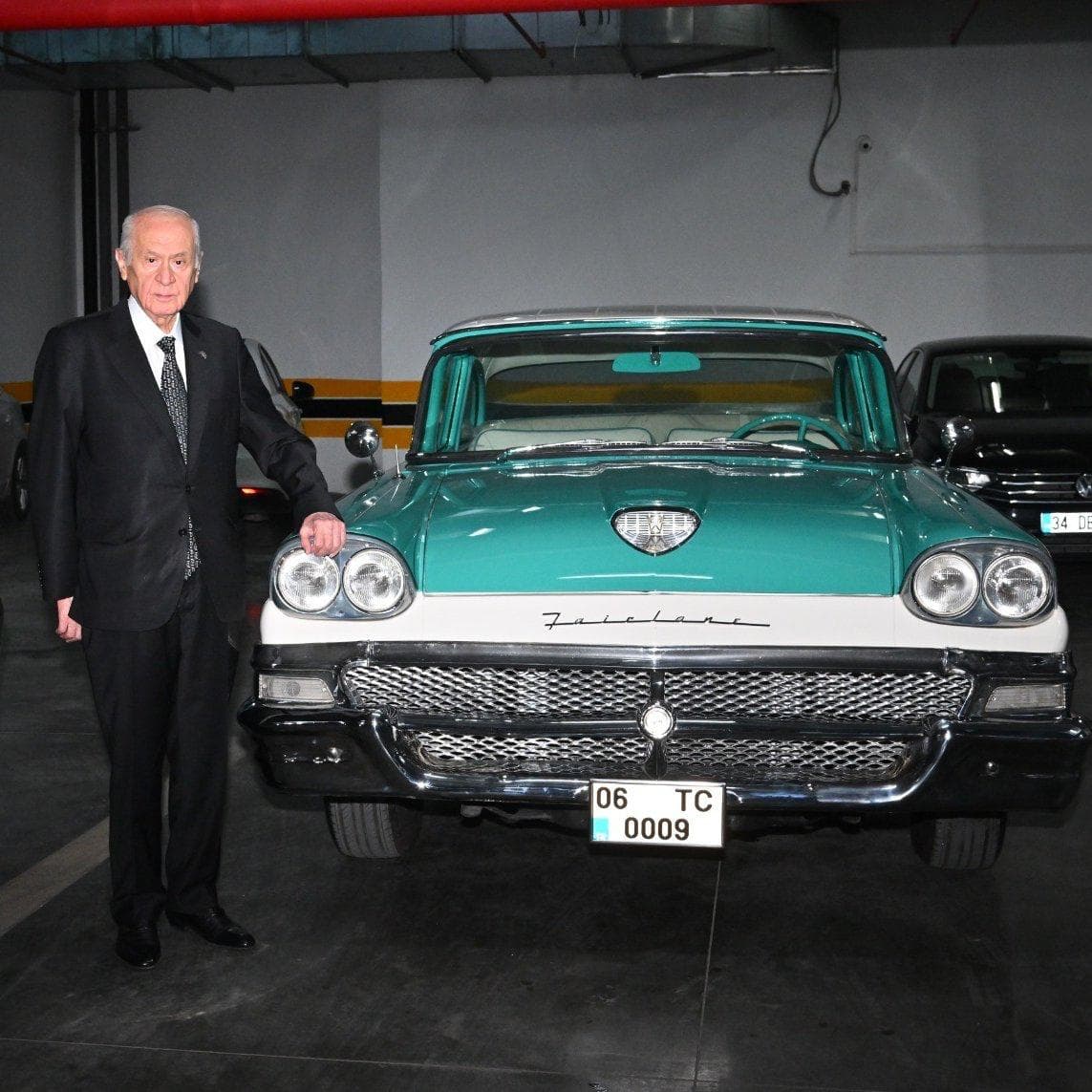 Devlet Bahçeli'den dikkat çeken otomobil jesti!