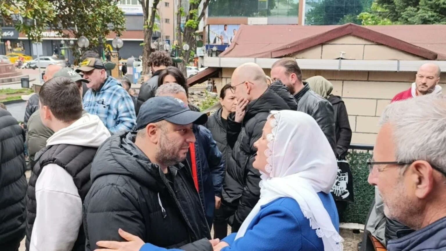İzmit'te Sanatçı Serkan Keskin'in Acı Günü!