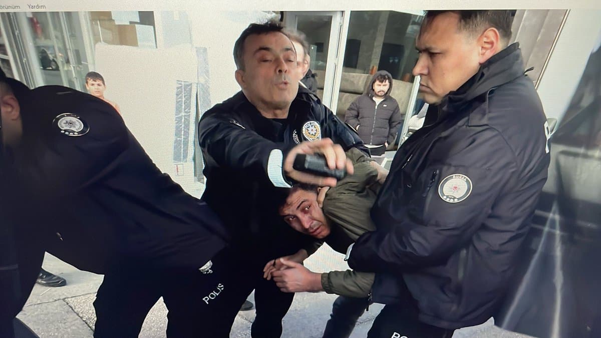 Bursa'da Mustafa Bozbey'e Saldırı Girişimi!