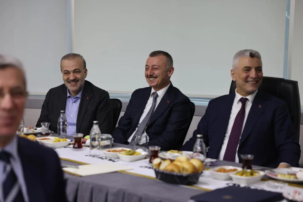Bakan Bolat iş dünyasıyla istişarede buluştu