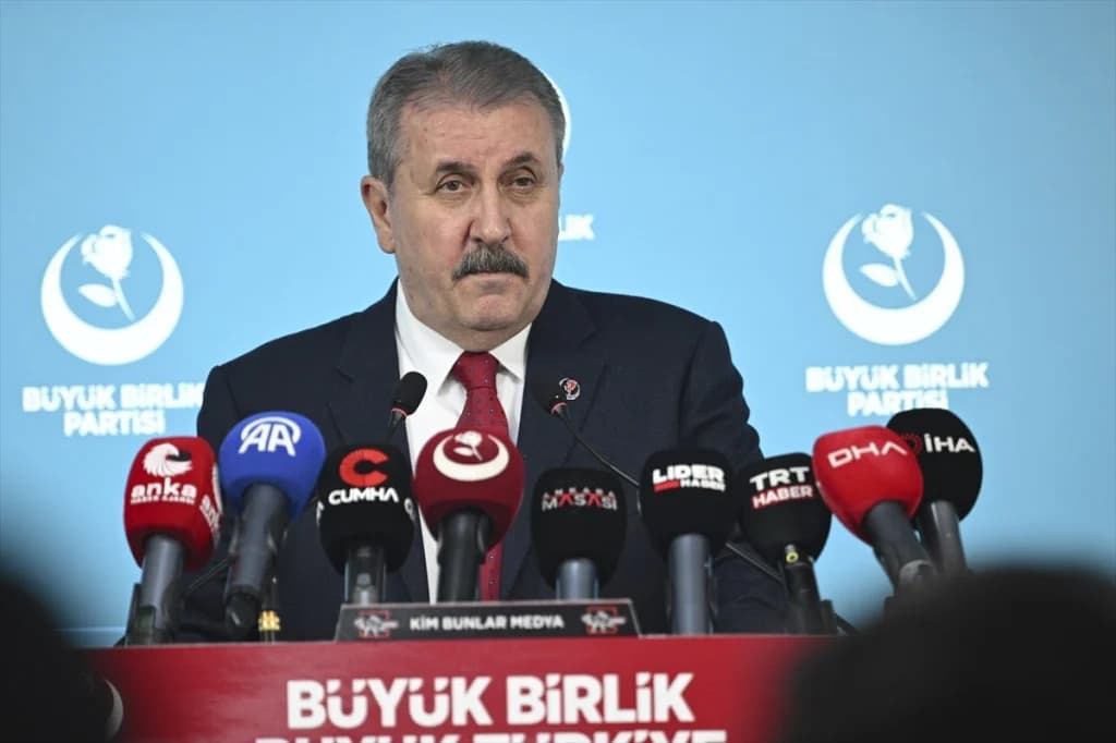 Destici: En düşük emekli maaşı 40 bin TL olmalı