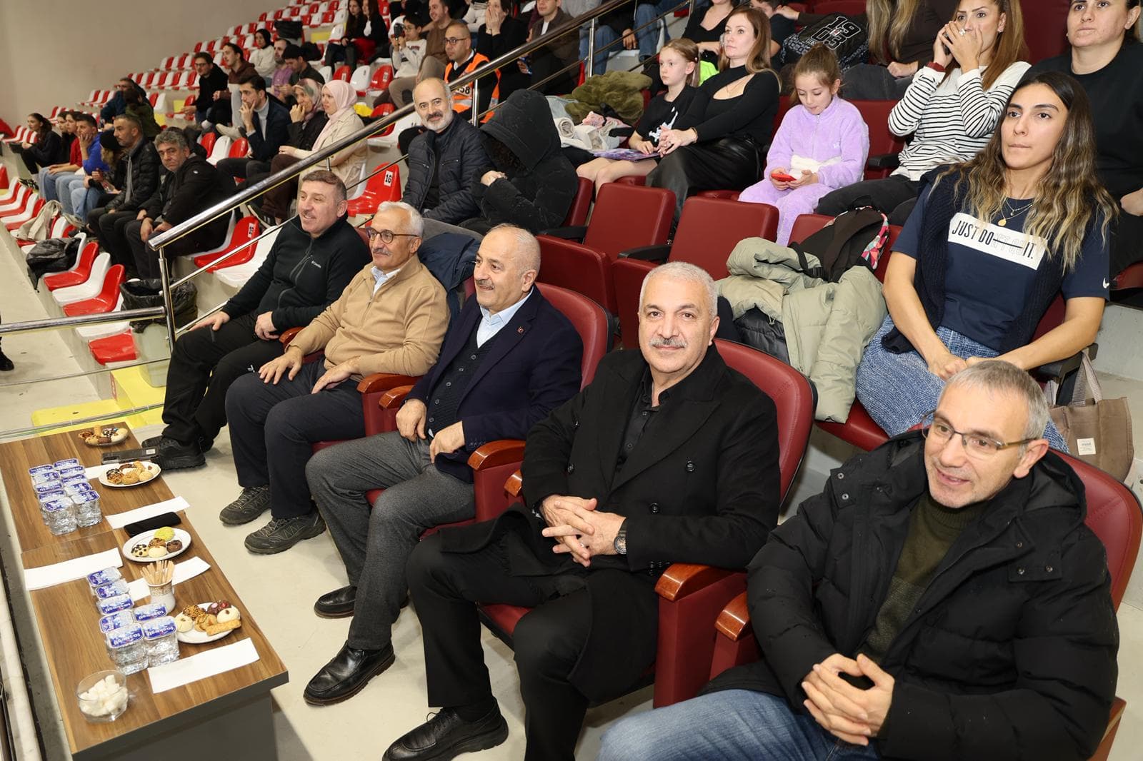 Gebze'de Efeler Ligi'nde Kritik Galibiyet!