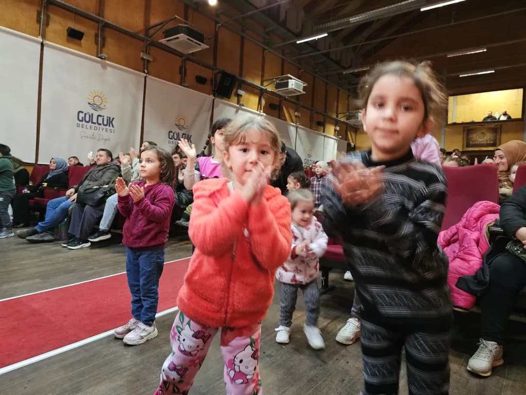 Ramazan coşkusu çocuklarla buluşuyor