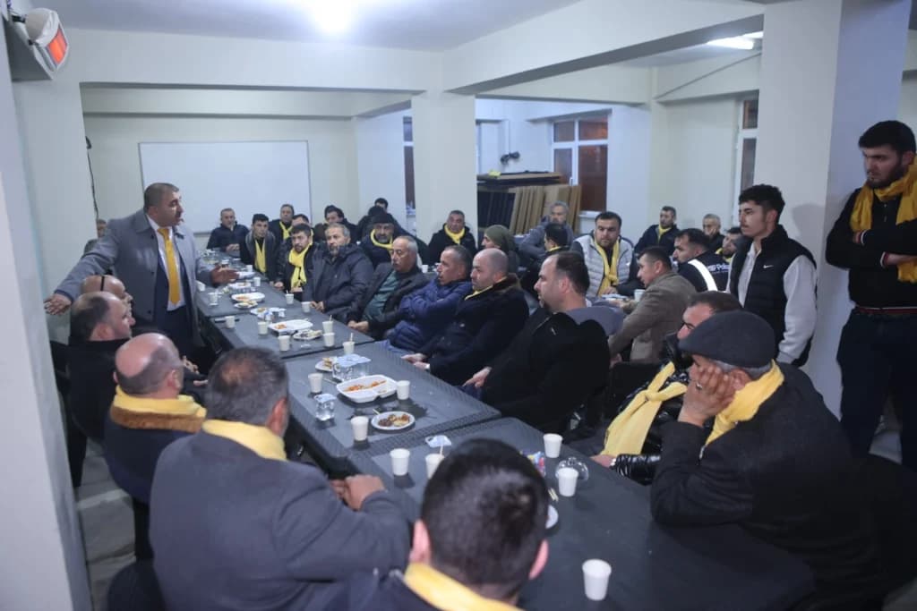 Pazarcı esnafı Kumsar’a desteğini gösterdi