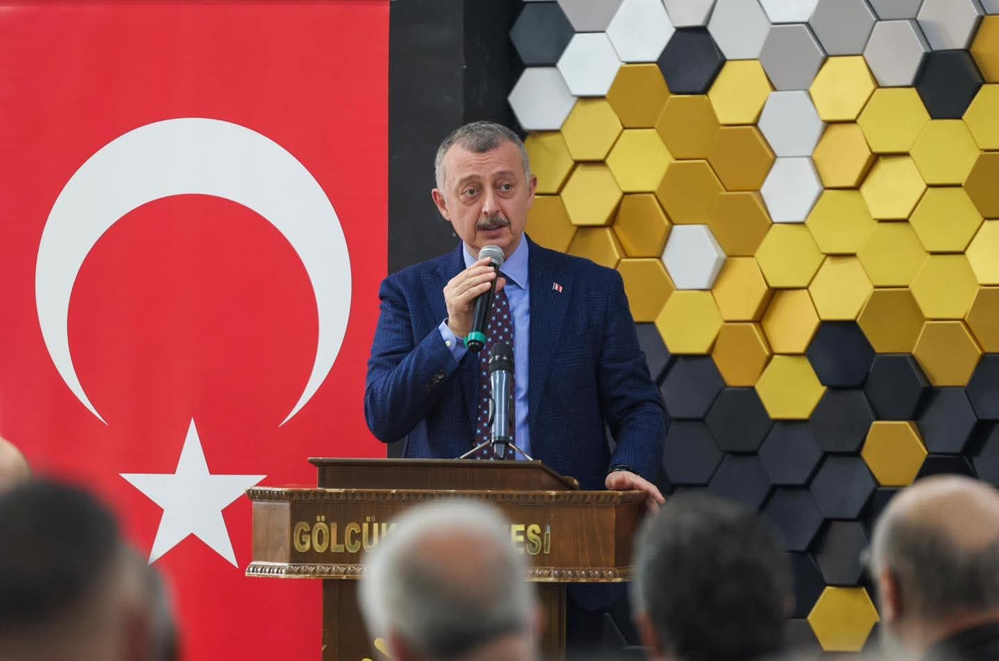 Büyükakın Gölcük'te Partililerle Buluştu!