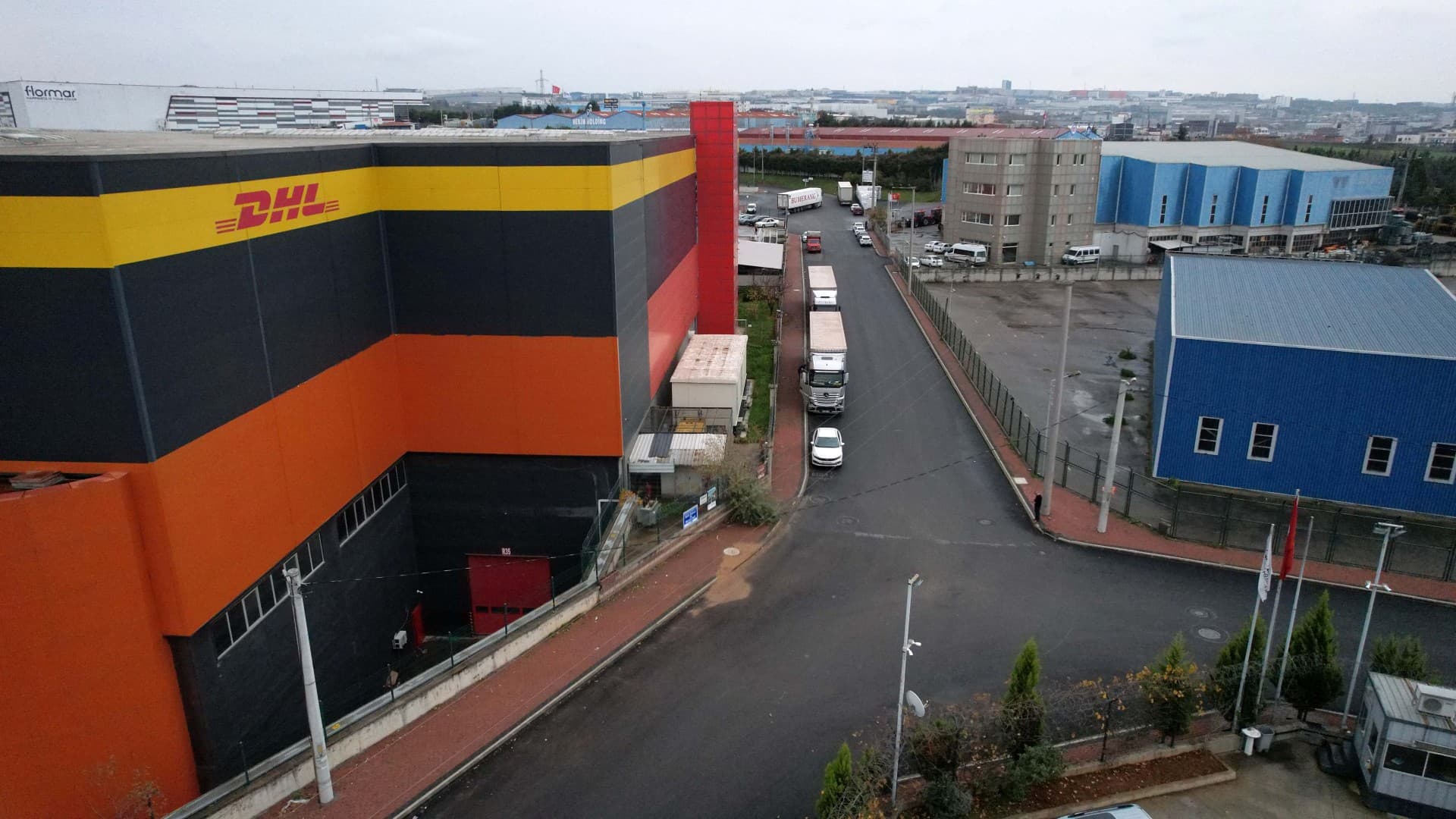 Çayırova'da Hal Binasına Ulaşım Güçlendi!