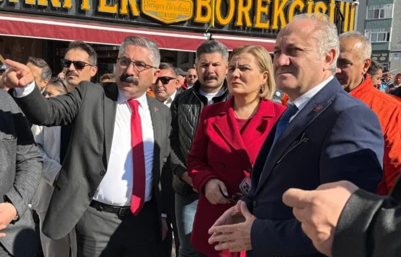 Gebze'de bina çöktü!