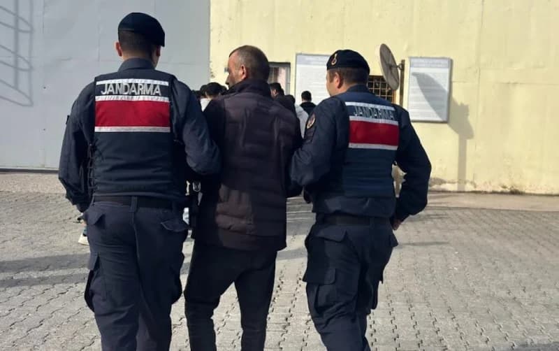 İzmit'te Aranan Şahıs Yakalandı!
