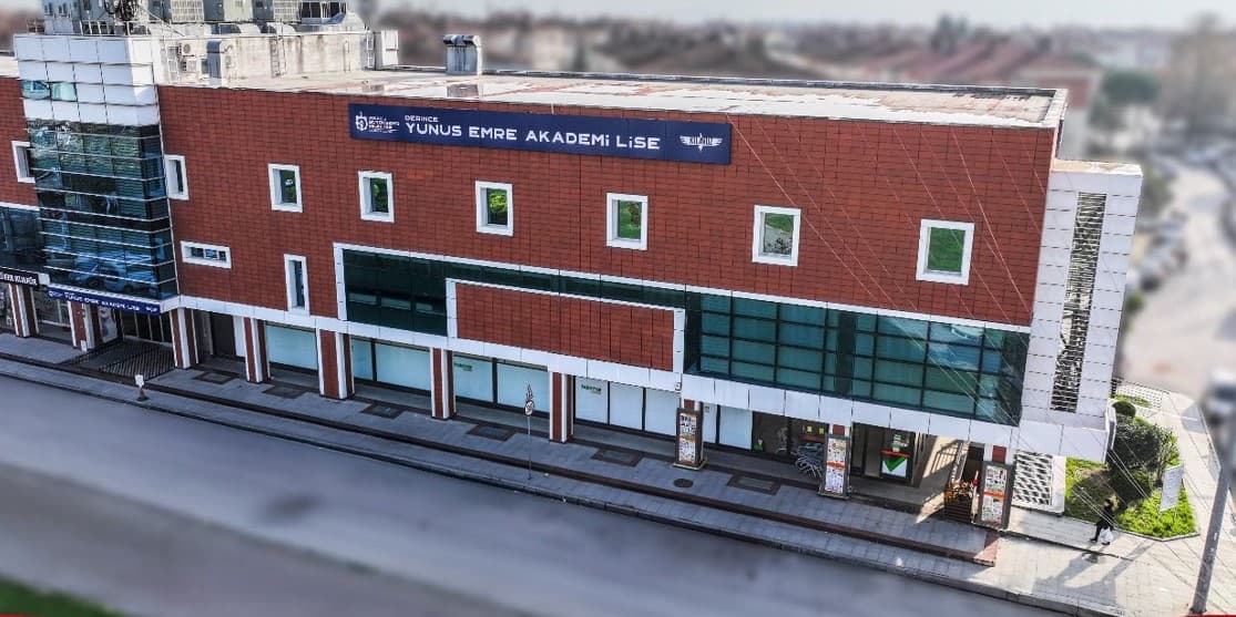 Yunus Emre Akademi Lise Tanıtım Programı Derince'de!