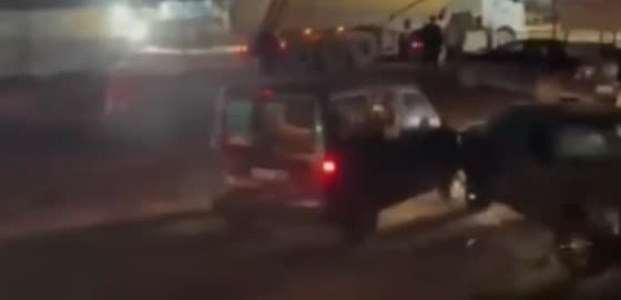 Derince'de Yol Verme Tartışması Kavgaya Dönüştü!