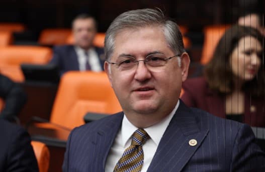 CHP'nin Meclis Eyleminde İlk Nöbet!