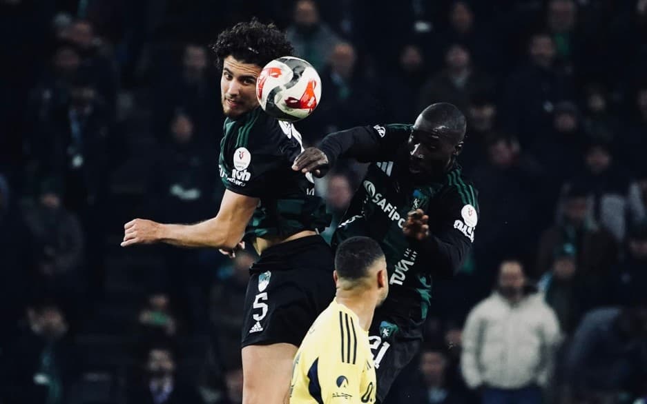 Kocaelispor Evinde Fenerbahçe'ye Yenildi!
