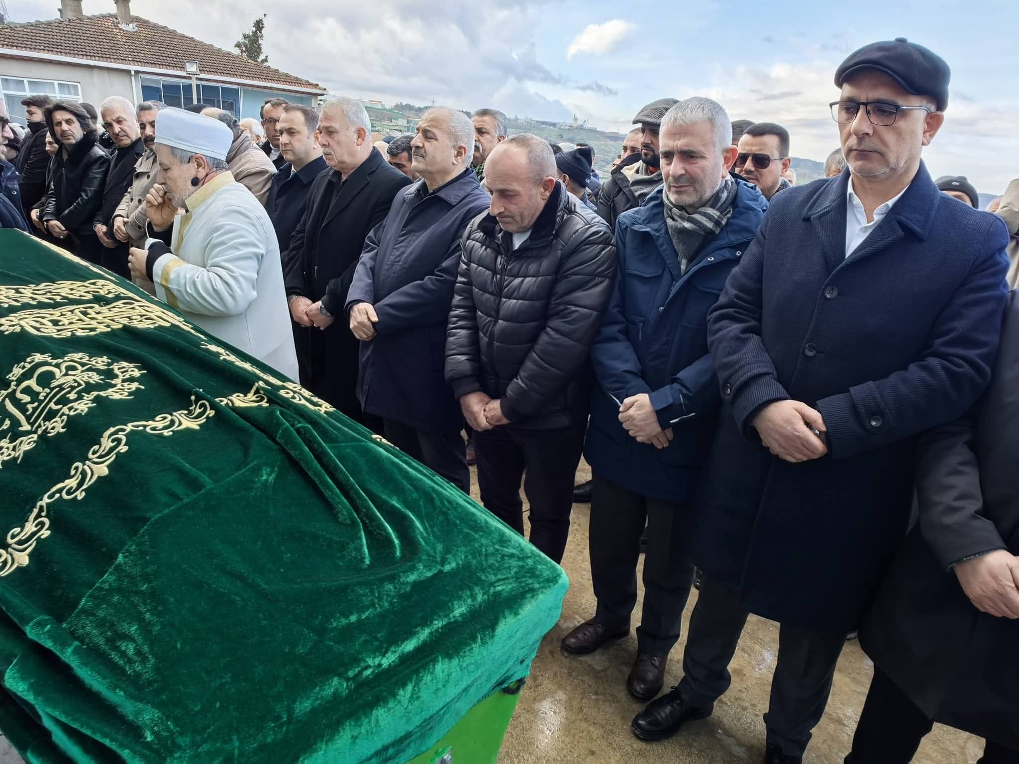 Gebze'de Osman Pekşen Son Yolculuğuna Uğurlandı!