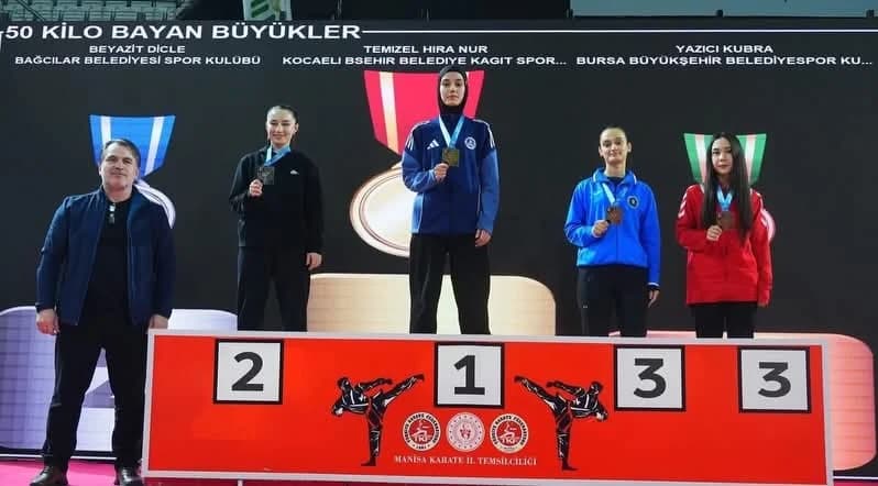 Kağıtspor karate takımı başarıya doymuyor