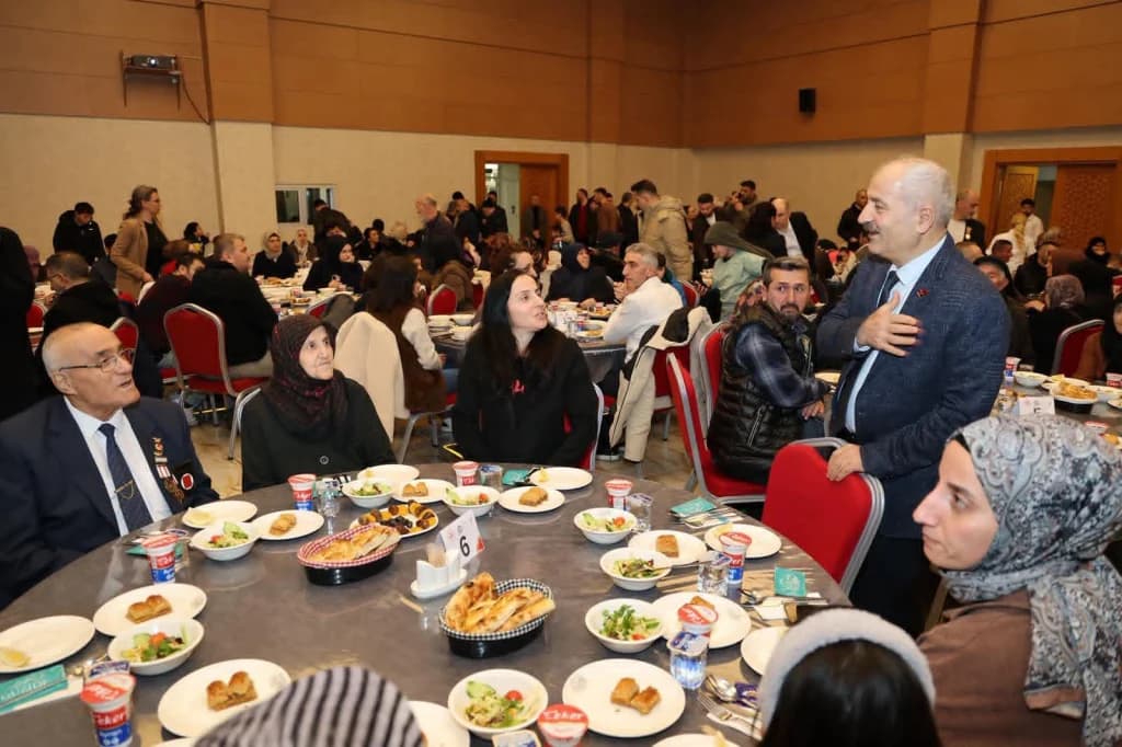 Gebze'de şehit yakınları ve gaziler aynı sofrada buluştu