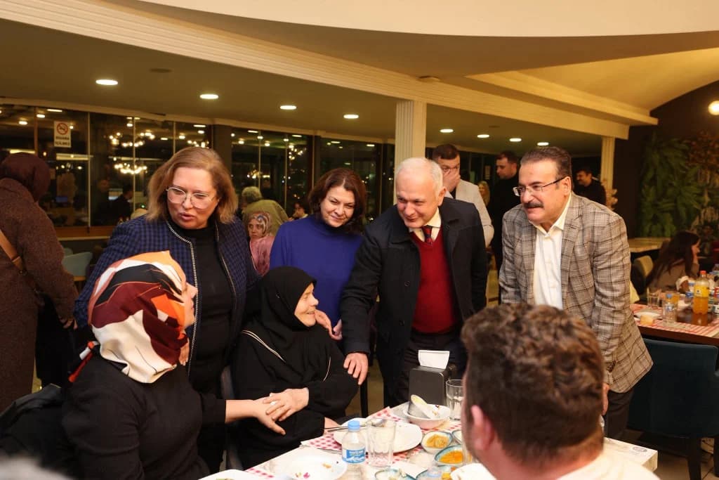 Karamürsel'de Şehit Yakınları ve Gaziler İftar Sofrasında Buluştu