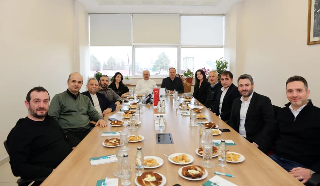 Mobilya sektöründe iş birliği ve yeni projeler masada