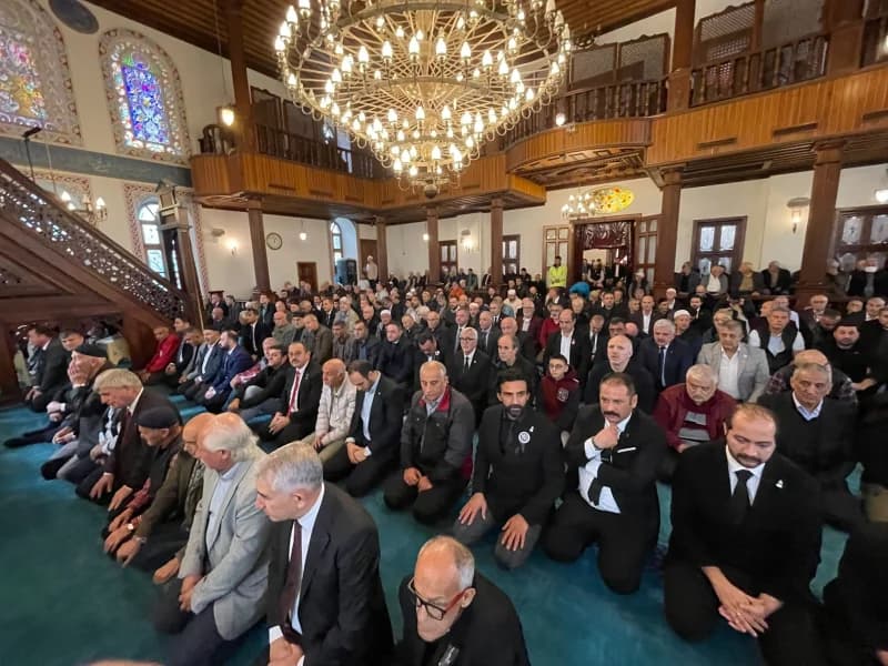 Kocaeli'de Atatürk İçin Mevlit Okutuldu!