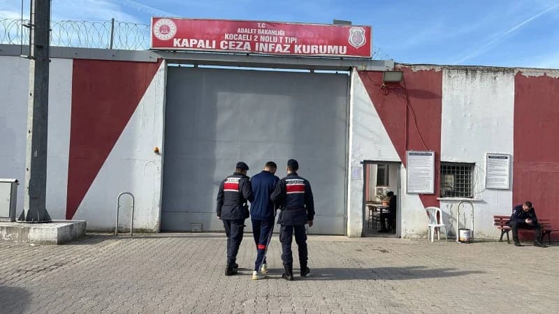 Kandıra'da Aranan Şahıs JASAT Operasyonuyla Yakalandı!