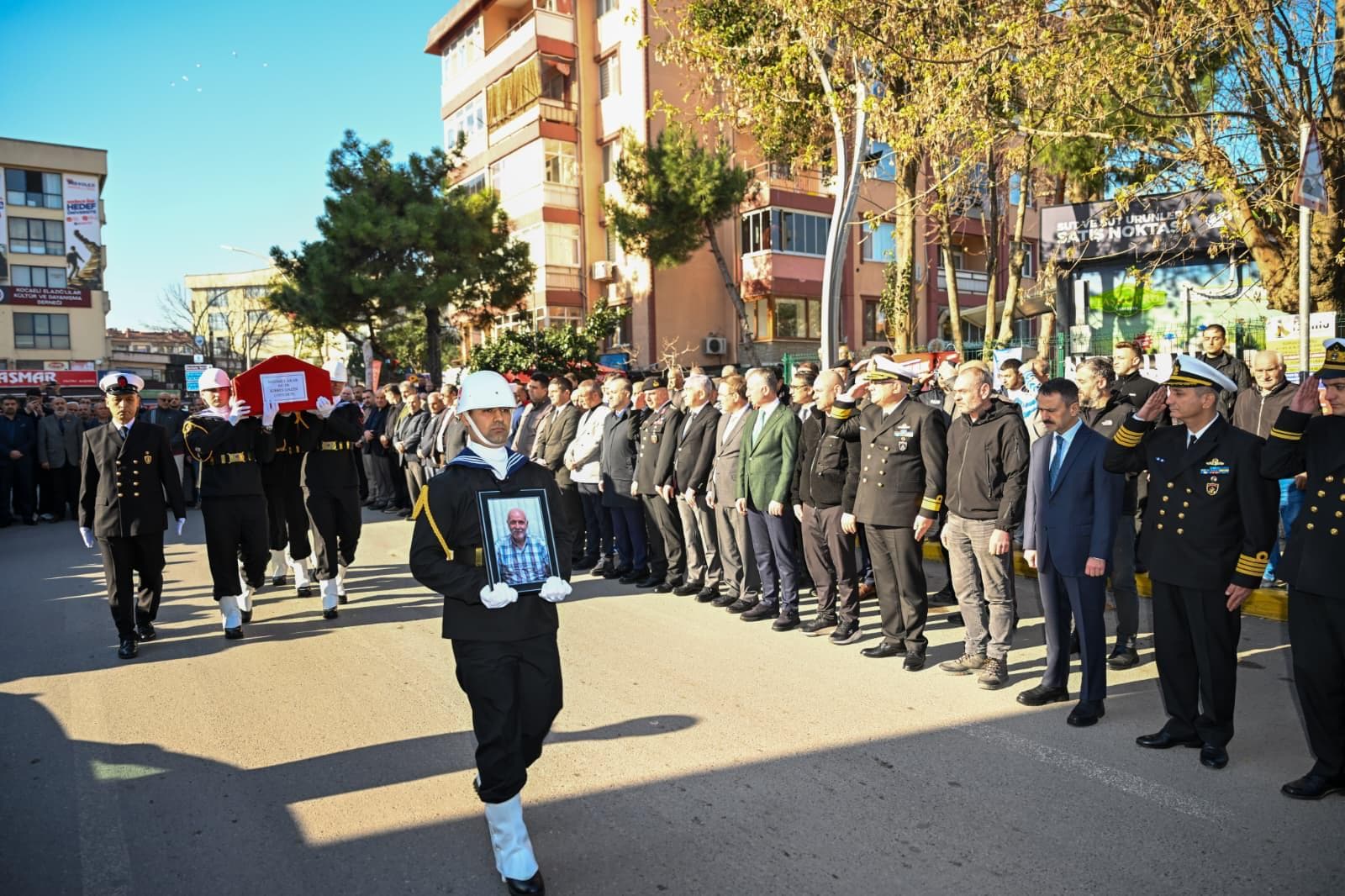 Derince'de Kıbrıs Gazisi Mehmet Akar'a Veda!