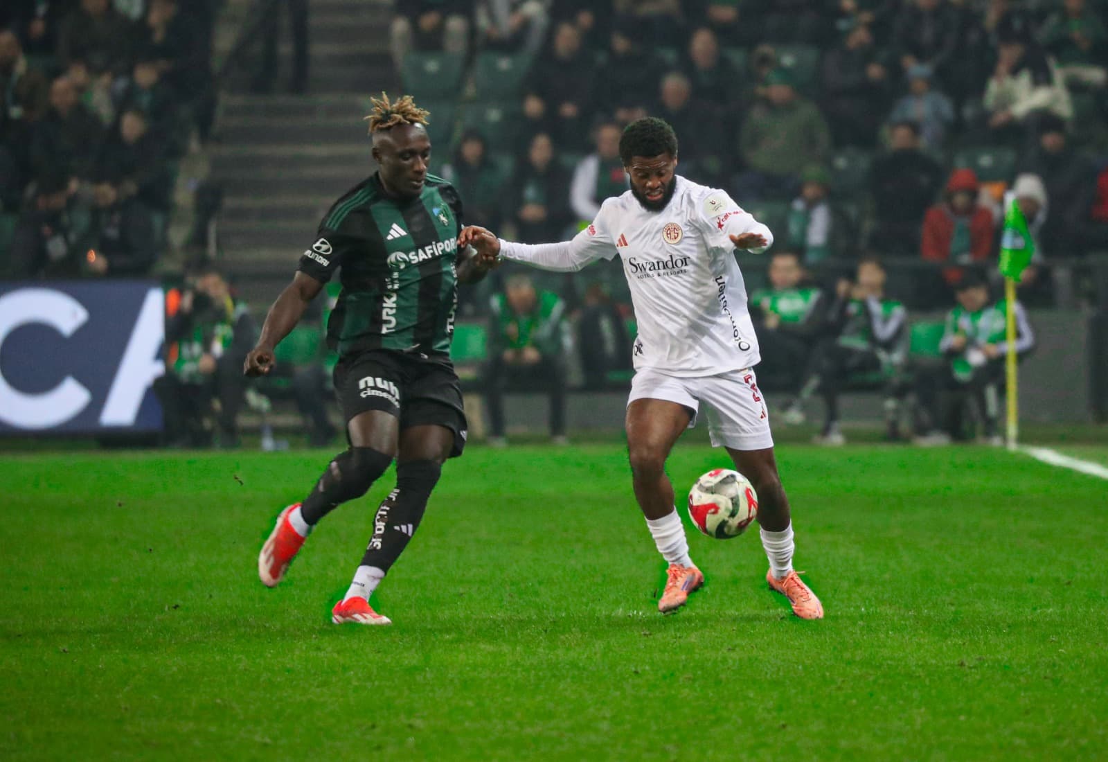 Kocaelispor, Erzurumspor FK'yı Ağırlıyor!