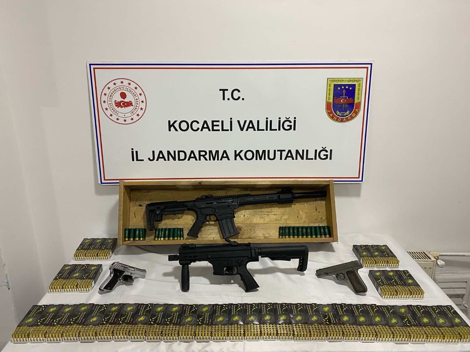 Gebze'de Silah Kaçakçılığı Operasyonu!