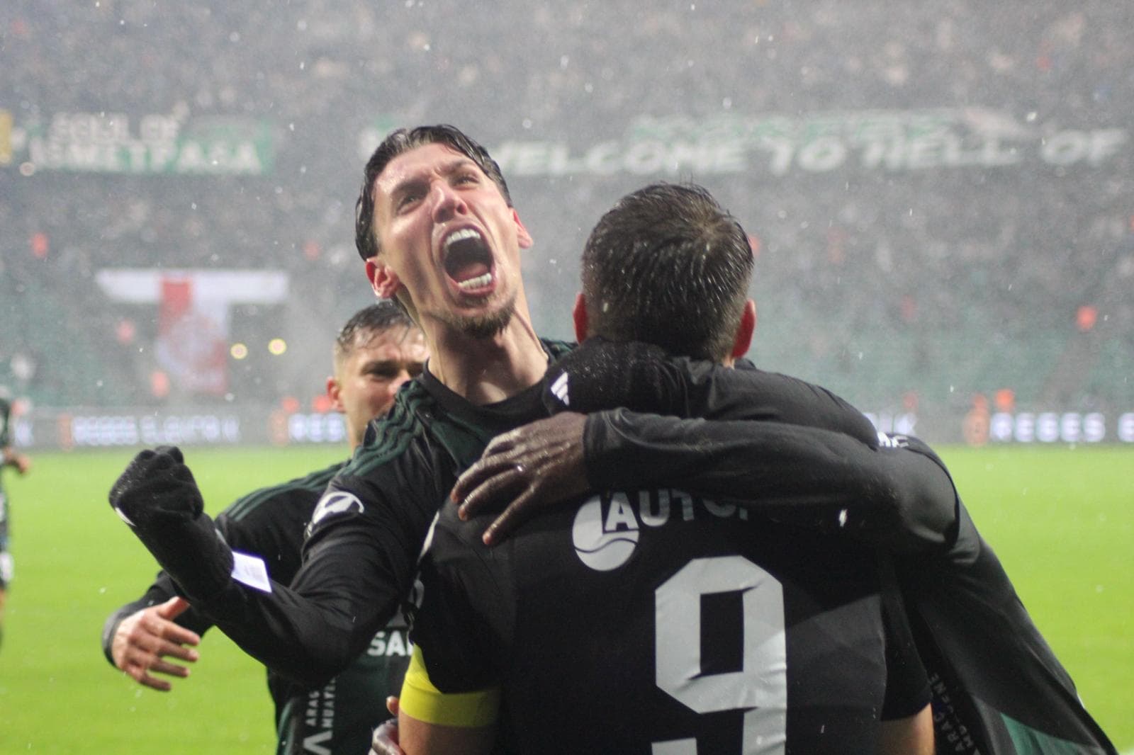 Kocaelispor, Kar Altında Trabzonspor'a Yenildi!