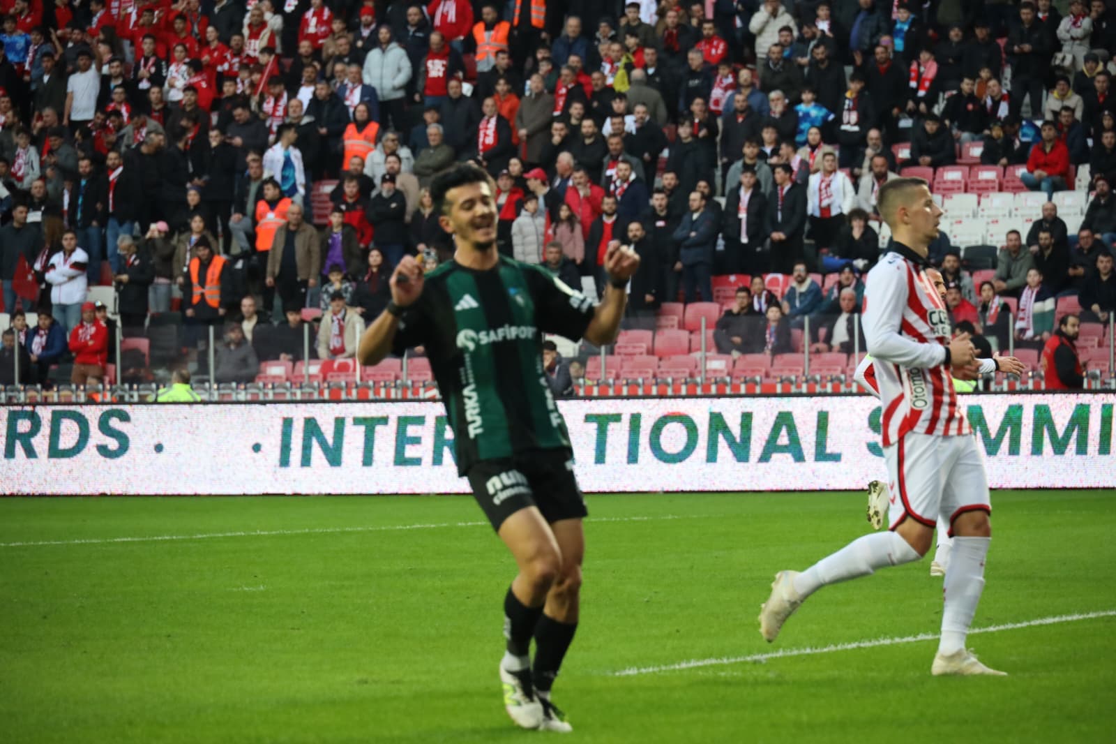 Kocaelispor Samsun'dan 1 Puanla Döndü!