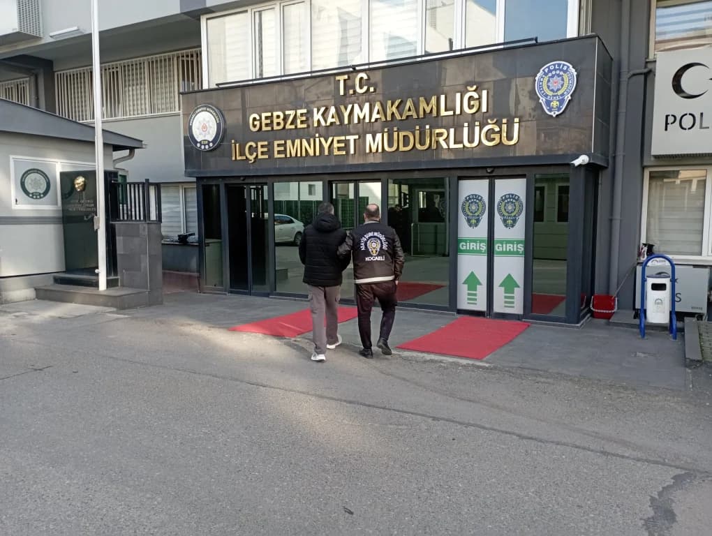 Fuhuş suçundan aranan firari yakalandı!