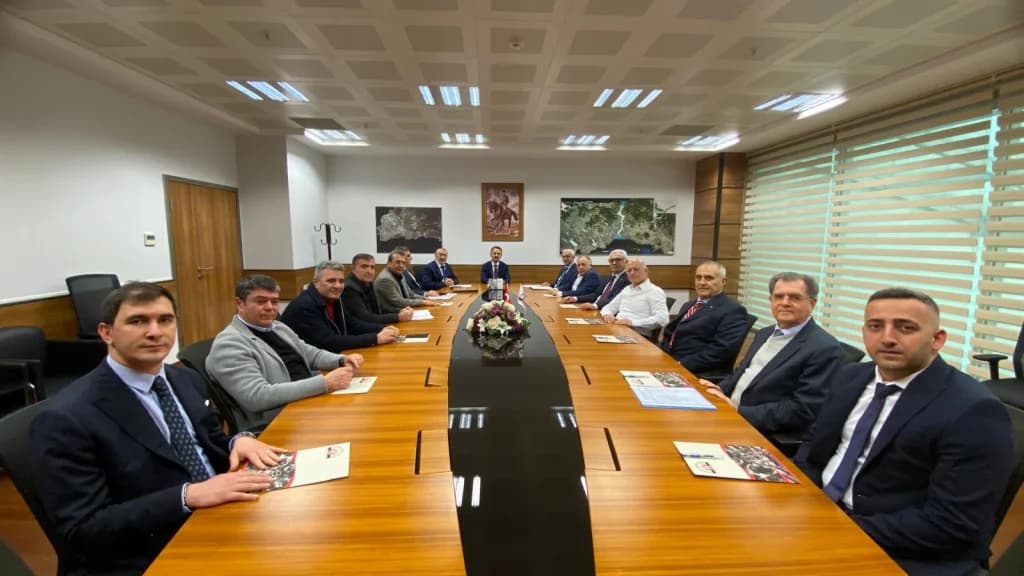 Vali Aktaş, Gebze Güzeller OSB toplantısına başkanlık etti