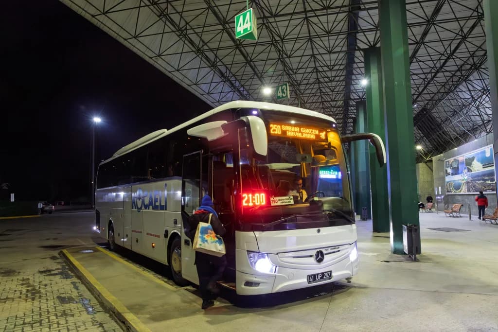Kocaeli-Sabiha Gökçen hattı yarın son seferini yapıyor!