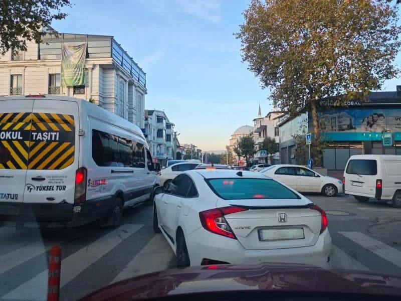 Başiskele'de Sabah Trafik Çilesi!